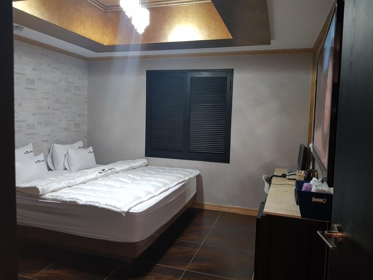 Business Hotel Gangseo Пусан Экстерьер фото